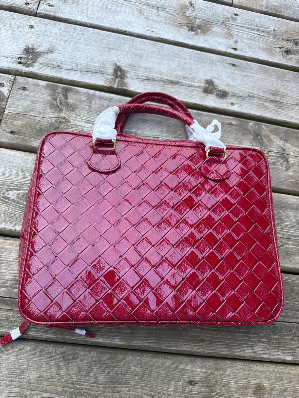 Beautiful Estee Lauder Cosmetic Travel Case in Stunning Glossy Red